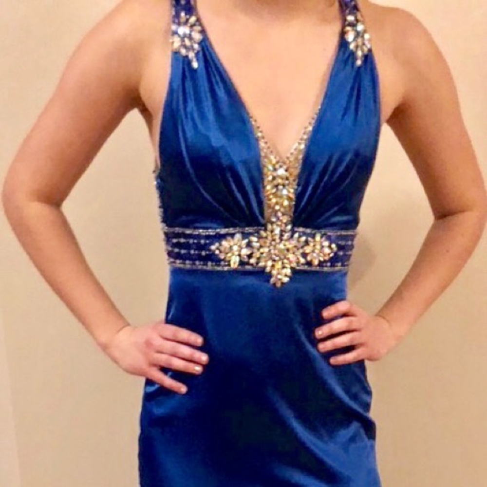 Elegant sexy satin evening gown